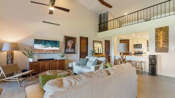 Condo, Balcony, Ocean View | Living room