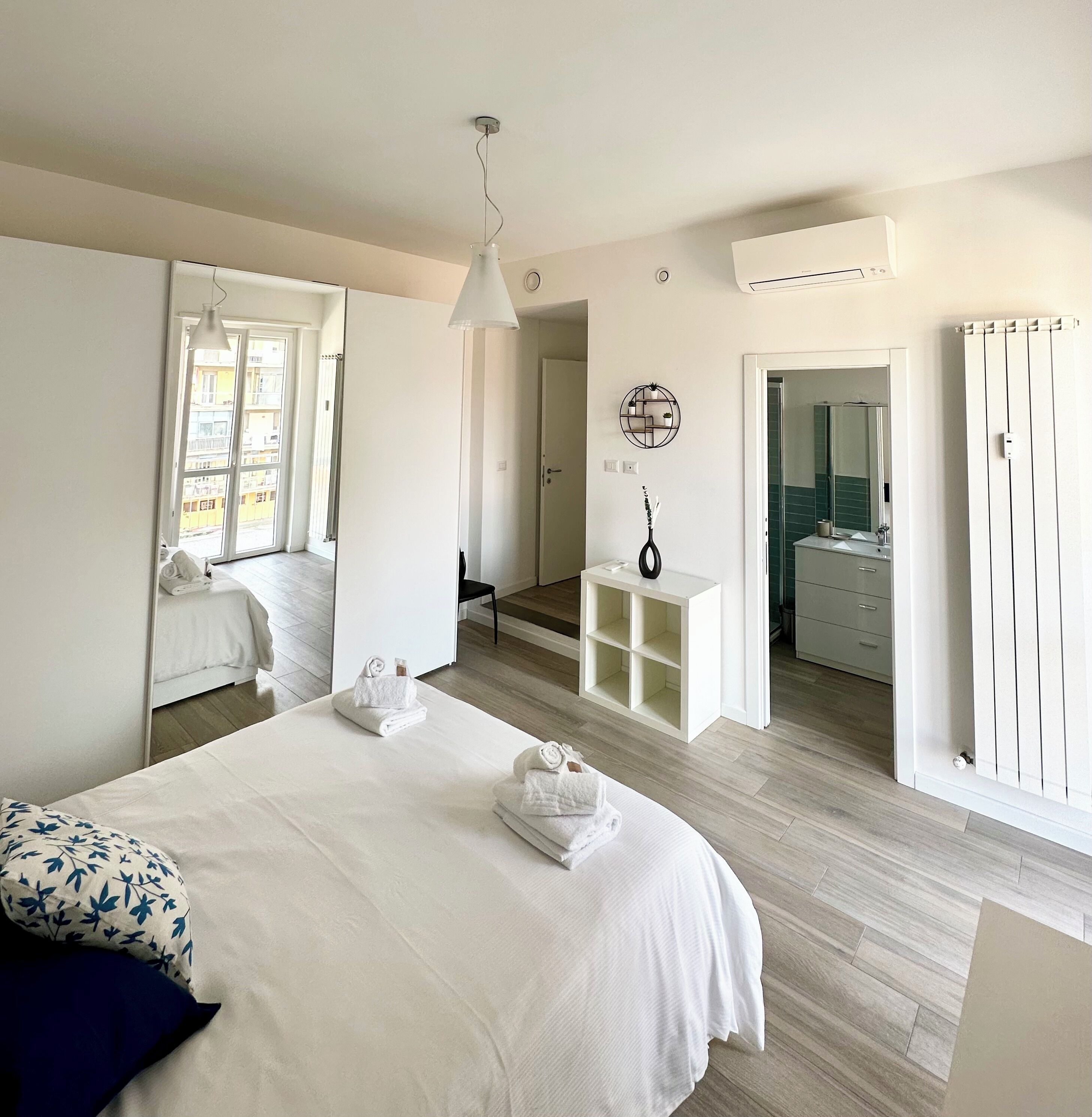 Fer et planche à repasser, Wi-Fi, draps fournis