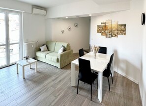 Dining - Accommodation near the center with free parking (Firenze)