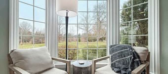 Hot Tub • Fenced Yard • Perfect Family Retreat Near Chagrin Falls