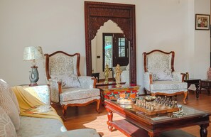 Living area - amã Stays & Trails White Hackle, Dharamshala (Dharamshala)