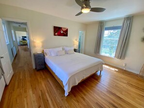 3 bedrooms, desk, iron/ironing board, WiFi - Casa Dulce-Spacious 3 bedroom with Hot Tub (Santa Fe)