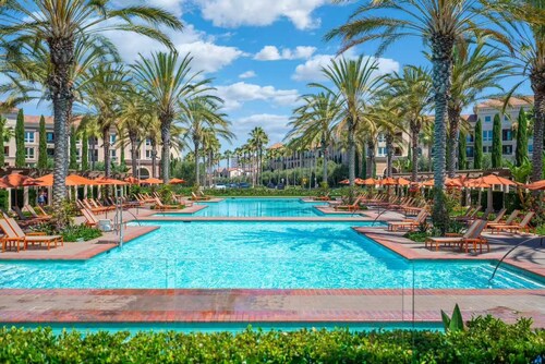 New Luxury 1BR Stay in the Heart of Irvine