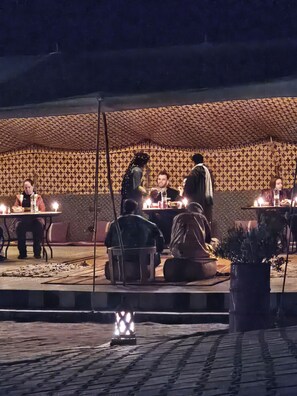 Servicio de comidas a la habitación