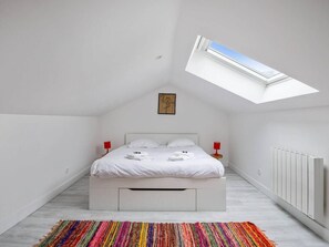 Fer et planche à repasser, Wi-Fi, draps fournis