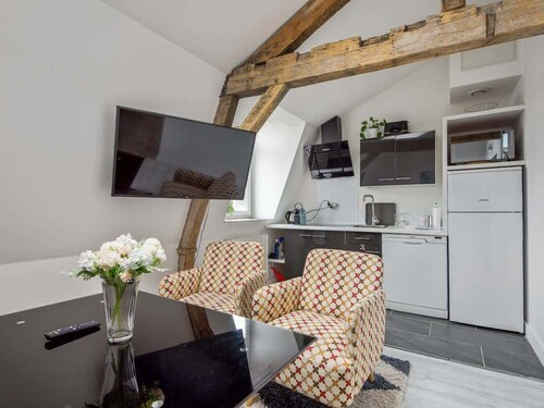 Daisy-Gares, Grd Palais, Zénith&Centre à Deux Pas