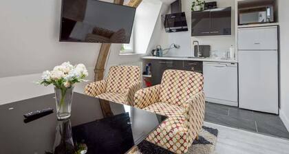 Daisy-Gares, Grd Palais, Zénith&Centre à Deux Pas