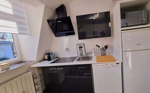 Microwave, stovetop, coffee/tea maker, toaster - Daisy-Gares, Grd Palais, Zénith&Centre à Deux Pas (Lille)