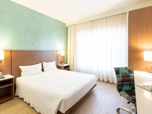 Room - Fairfield by Marriott Curitiba Afonso Pena Airport (Sao Jose dos Pinhais)
