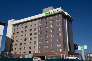 Exterior - Ibis Styles Curitiba Airport Hotel (Sao Jose dos Pinhais)