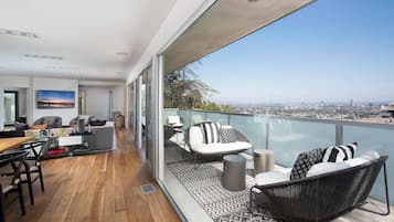 Vila superluxo, várias camas, acesso à piscina, vista para a cidade (Belle Horizon) | Vista do quarto