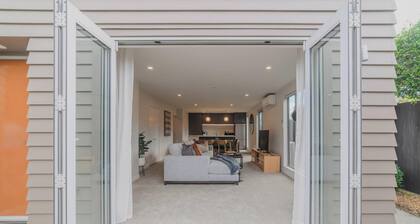 Modern 3BR Retreat in Central Richmond