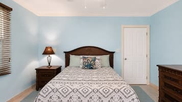 3 habitaciones, tabla de planchar con plancha y wifi gratis