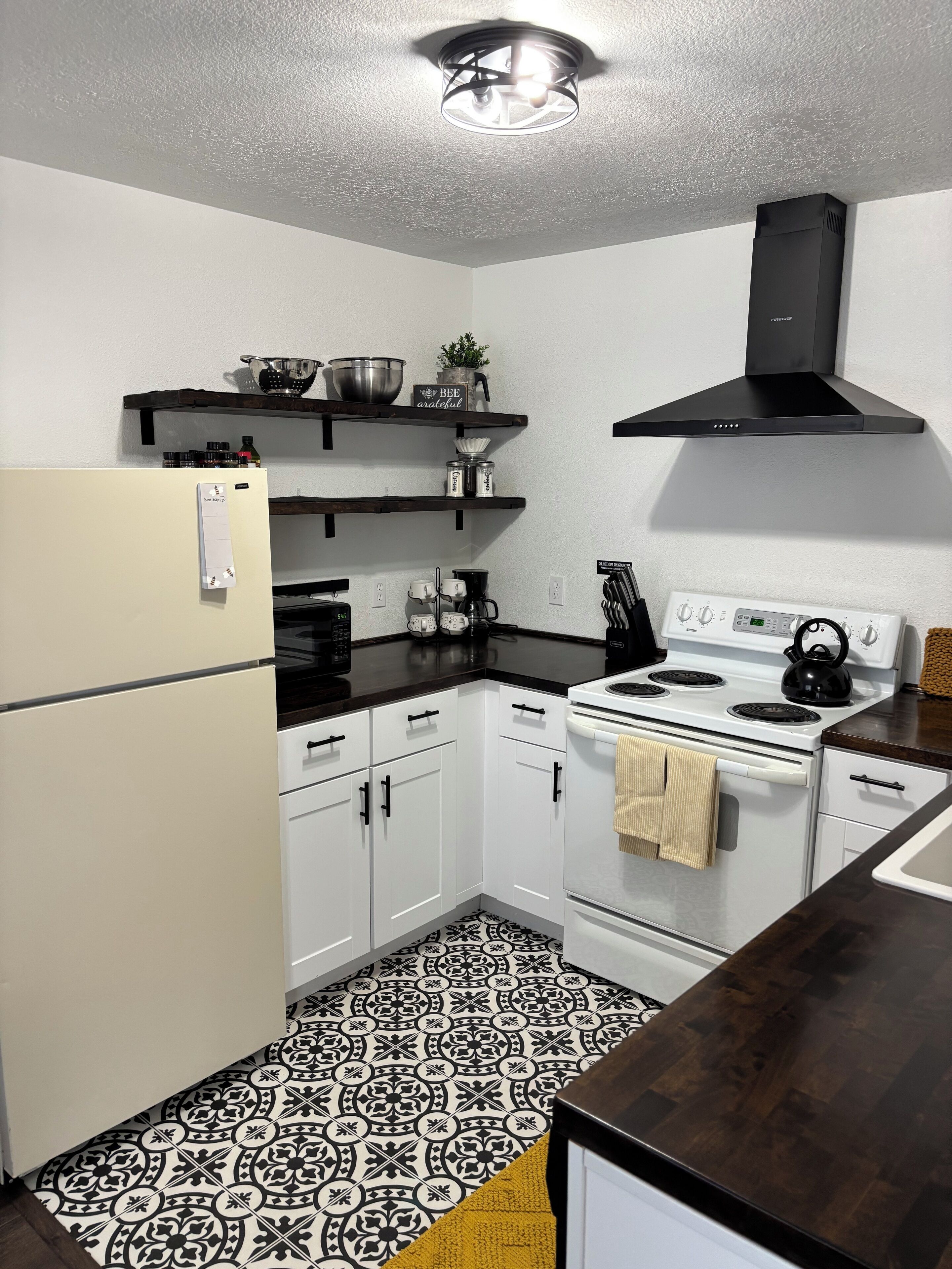 Microwave, oven, stovetop, dishwasher