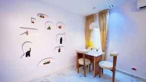 Children's area - 2-bedroom apartment in the heart of Lekki; feels just like your home. (Lekki)