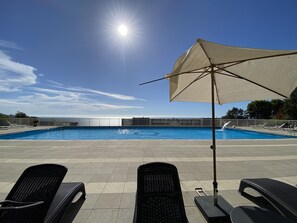 Piscine extérieure, piscine chauffée