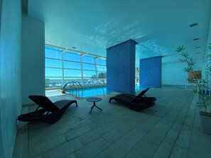 Piscine extérieure, piscine chauffée