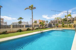 Pool - Modern 1BR Flat with pool, 1 min from Torrox’s Beach (Nerja)