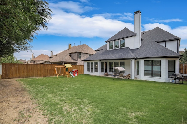 Exterior - Spacious and Luxe 5 Star Neighborhood (Frisco)