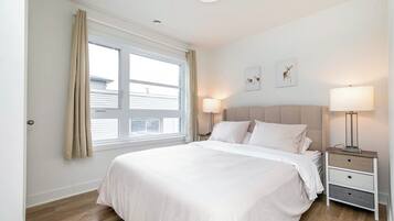 Fer et planche Ă repasser, Wi-Fi, draps fournis