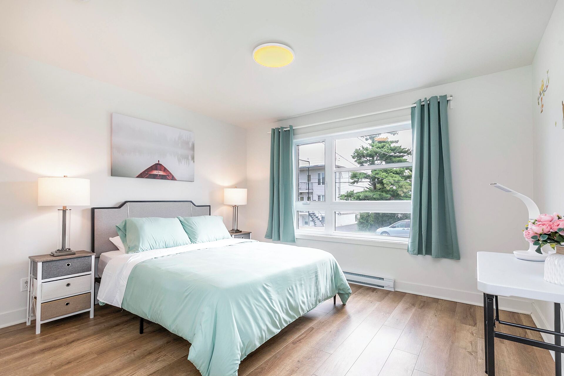 Bügeleisen/Bügelbrett, WLAN, Bettwäsche