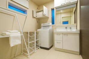 Basic House, Balcony | Bathroom | Slippers - Retreat BABA (Tokyo)