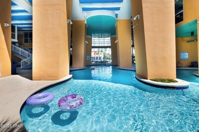 Oceanfront Escape 14th Floor 2 Full Baths Walk-In Shower Sleeps 6