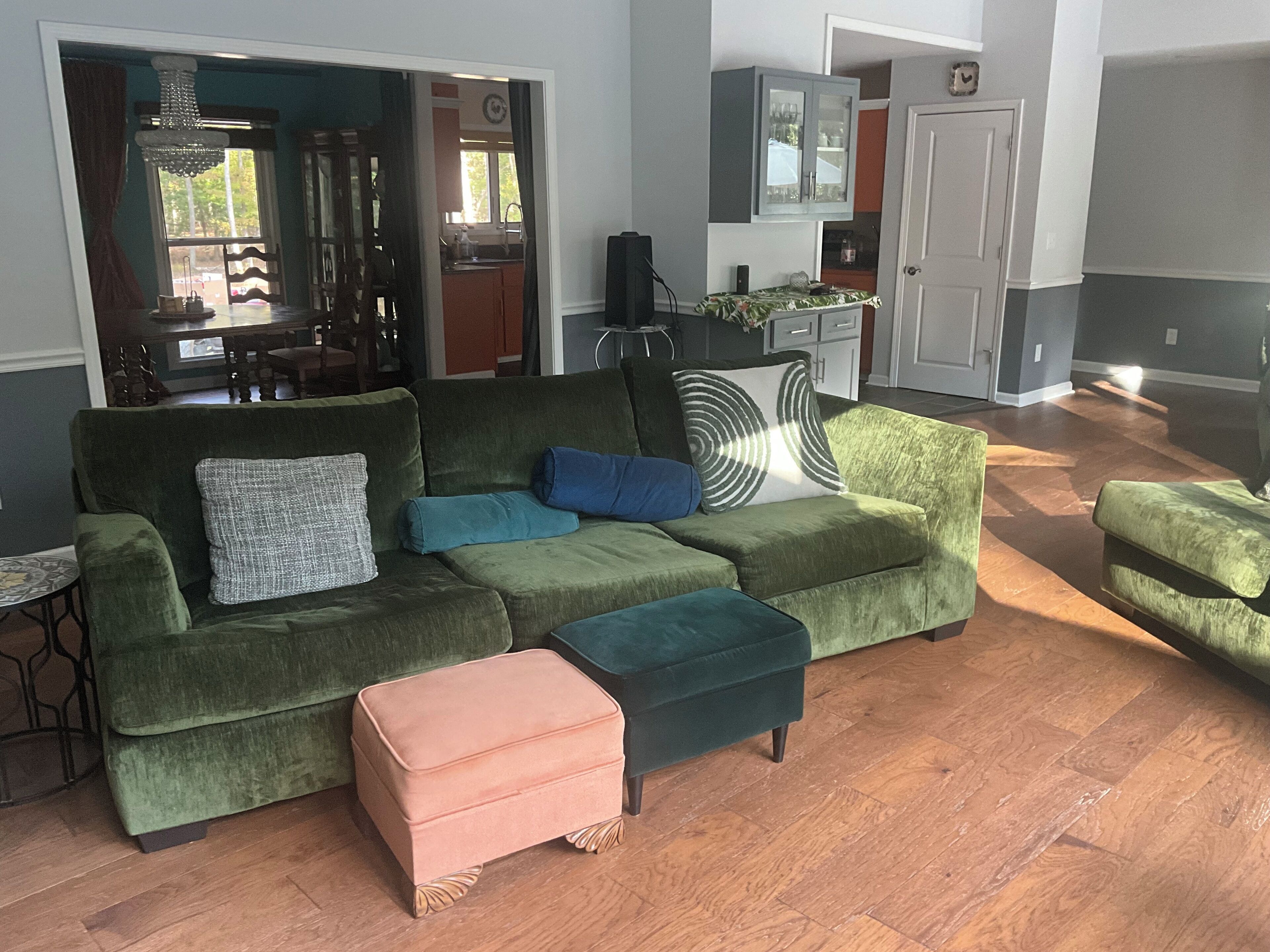 Fireplace, books, stereo