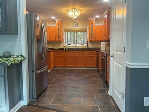 Private kitchen - Peaceful 2-Bedroom Villa in Forest— A Relaxing Escape Near Local Gems (Tullahoma)