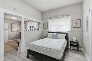 House | 2 bedrooms - Spacious 2BR Duplex Near Downtown San Antonio (San Antonio)