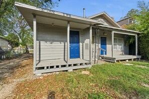 House | 2 bedrooms - Spacious 2BR Duplex Near Downtown San Antonio (San Antonio)