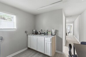 House | 2 bedrooms - Spacious 2BR Duplex Near Downtown San Antonio (San Antonio)