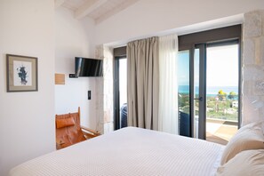 Iron/ironing board, free WiFi, bed sheets - Olive Grove Panorama 6 – Sea Views, Pool, WiFi, Aircon (Hanioti)