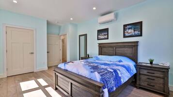 3 bedrooms, desk, free WiFi, bed sheets