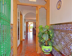Interior - Experience authentic Costa del Sol living at Sara Sol, a beautiful 2 bedroom villa with private pool near Nerja (Nerja)