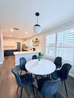 Dining - Spacious Centrally Located with Heated Pool (Frisco)