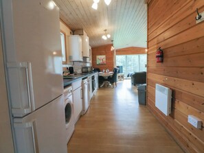 Private kitchen - WOODLANDS VIEW, pet friendly, with hot tub in Leek (Leek)