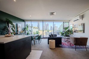 Living area - Safari in City, 2BR Penthouse with Patio & Spa (Melbourne)