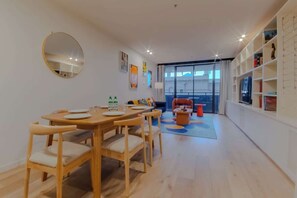 تناول الطعام