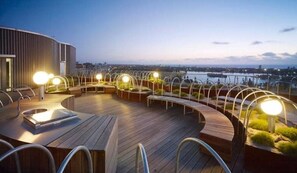 Property grounds - Jade Lane - 2 Queen Bed and Hot Tub with View, Parking (Melbourne)