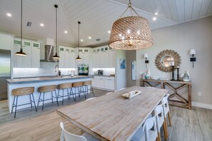 Dining - It's Miller Time by SeaBreeze Vacation (Holmes Beach)