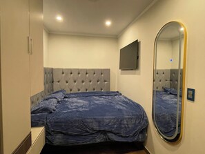 Bügeleisen/Bügelbrett, WLAN, Bettwäsche