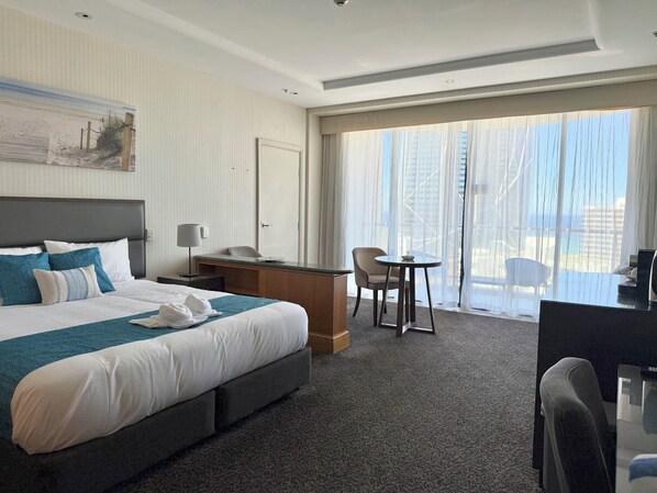 Studio Suite, quang cảnh bãi biển | Bàn ủi/dụng cụ ủi quần áo, truy cập Internet không dây miễn phí 