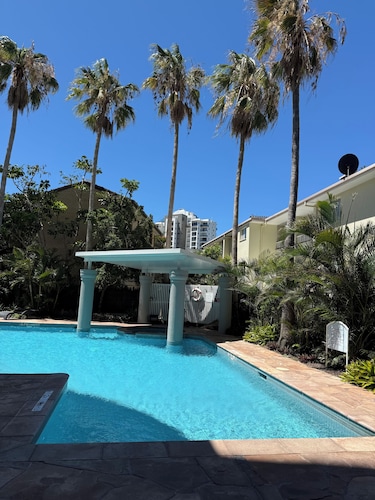 Stunning 1 Bedroom with spa bath