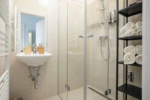 Hair dryer - Pet-friendly flat with a terrace near Belvedere (Wien)