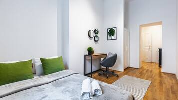 Bügeleisen/Bügelbrett, WLAN