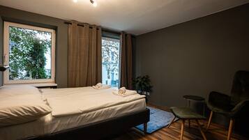 Bügeleisen/Bügelbrett, WLAN, Bettwäsche