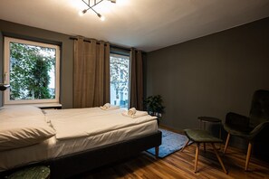 Bügeleisen/Bügelbrett, WLAN, Bettwäsche