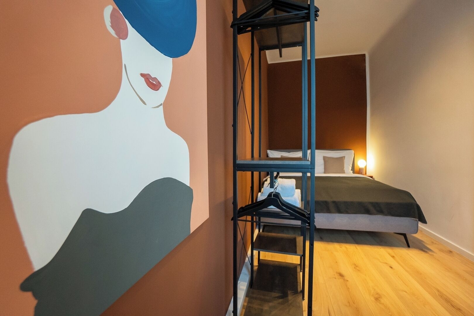 Bügeleisen/Bügelbrett, WLAN, Bettwäsche