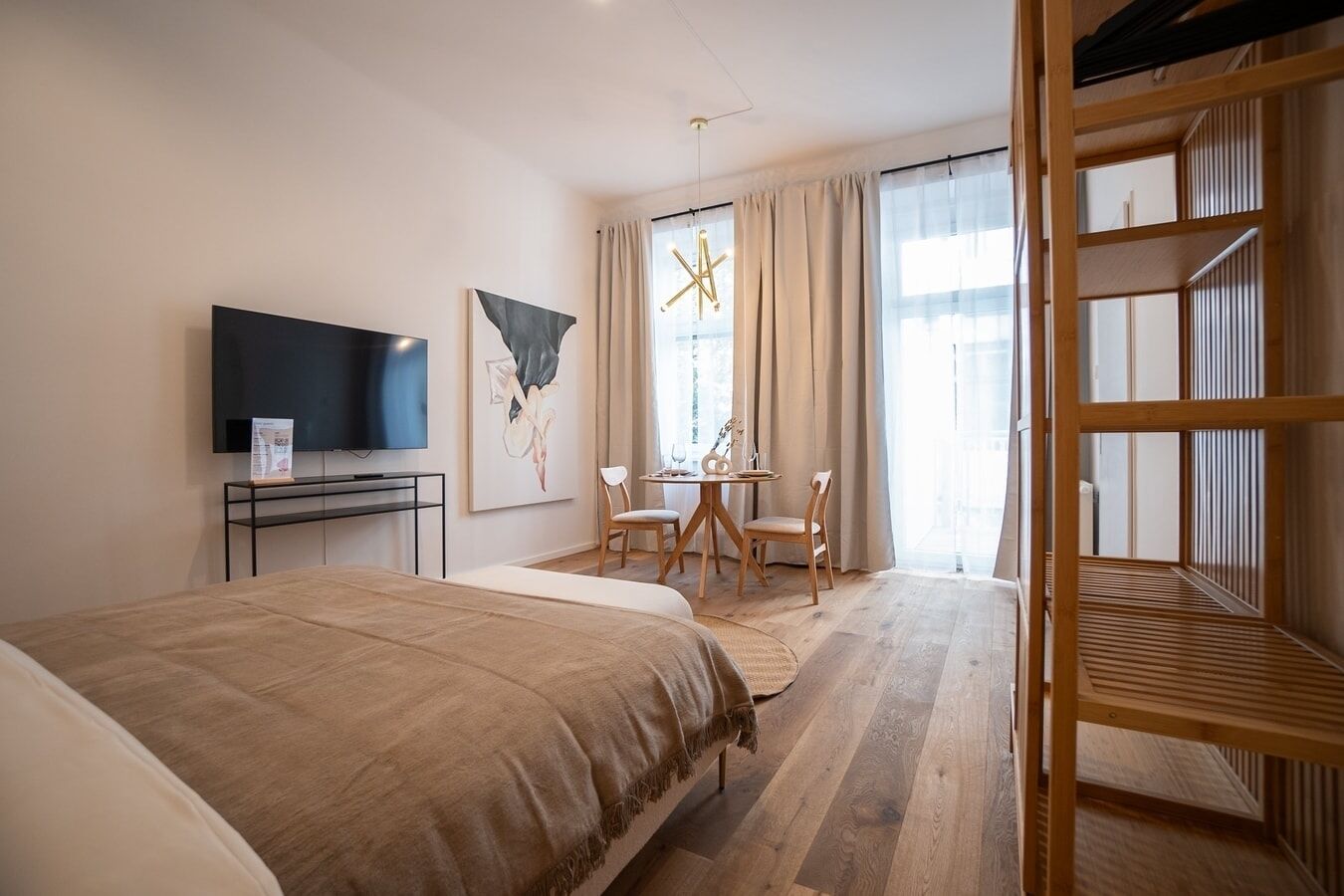 Bügeleisen/Bügelbrett, WLAN, Bettwäsche